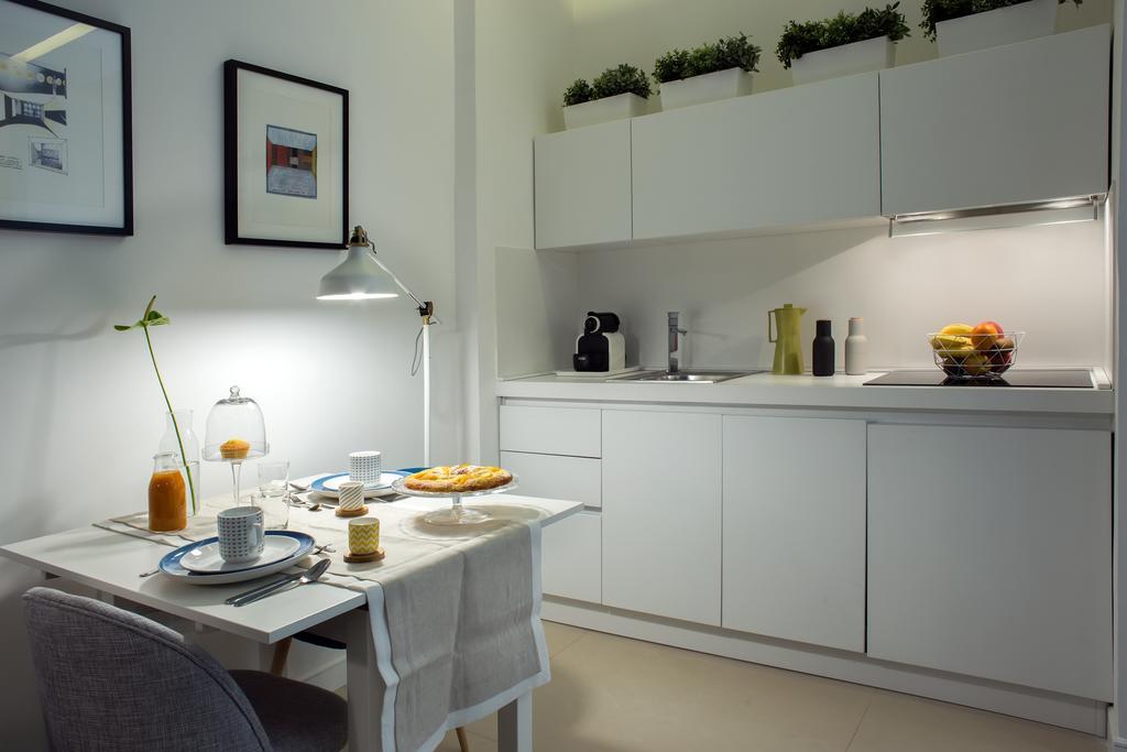 Starhost - Petit B&B Салерно Екстериор снимка