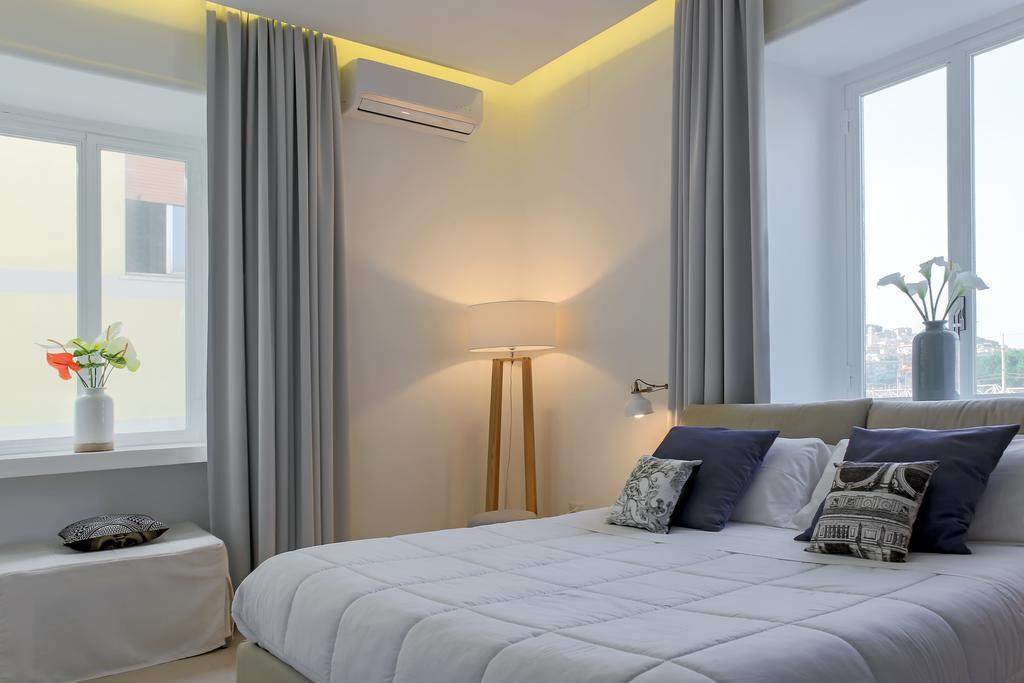 Starhost - Petit B&B Салерно Екстериор снимка