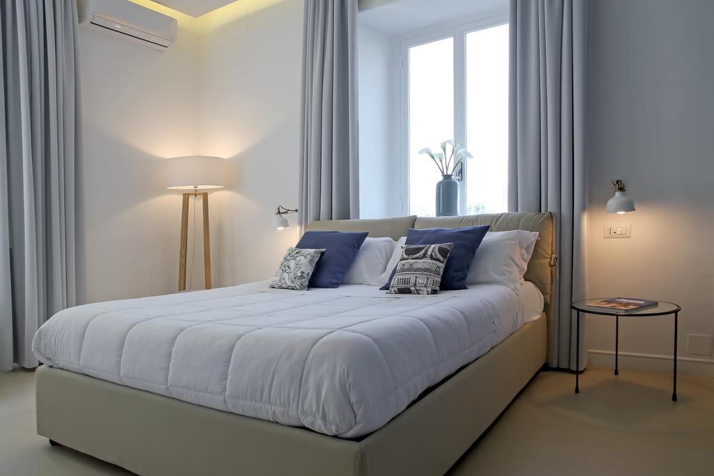 Starhost - Petit B&B Салерно Екстериор снимка