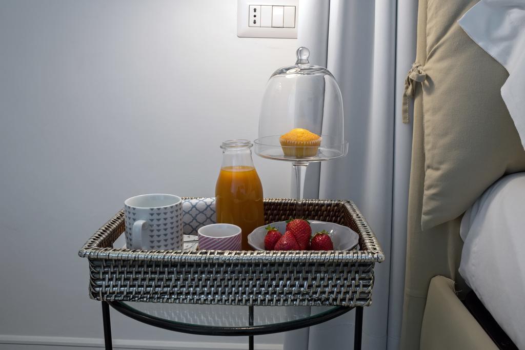 Starhost - Petit B&B Салерно Екстериор снимка